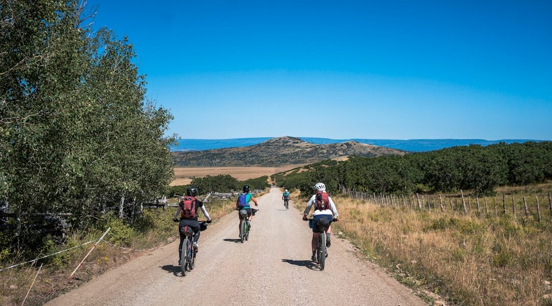 Tourisme rural en Espagne : À la découverte des villages authentiques grâce à la nouvelle campagne de Turespaña 🚗🚴‍♀️✨