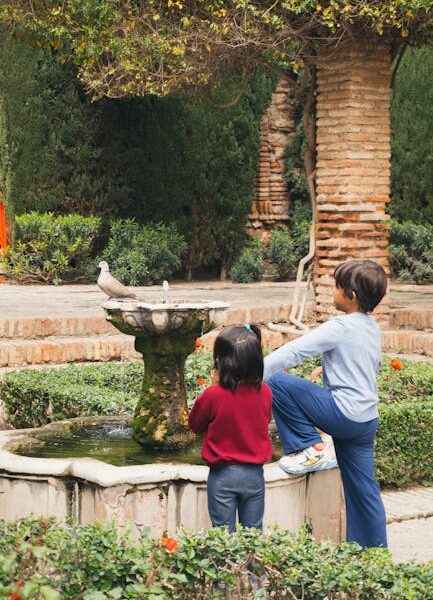 Road trip ornitho en Espagne : 5 itinéraires faciles (et kids-friendly) pour surfer sur la tendance 2025